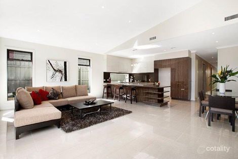 Property photo of 8B Sylverly Grove Caulfield VIC 3162