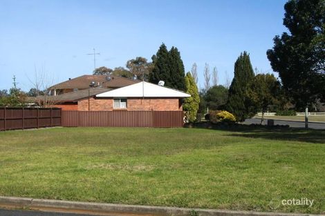 2 Brentwood Ave, Hobartville, NSW 2753