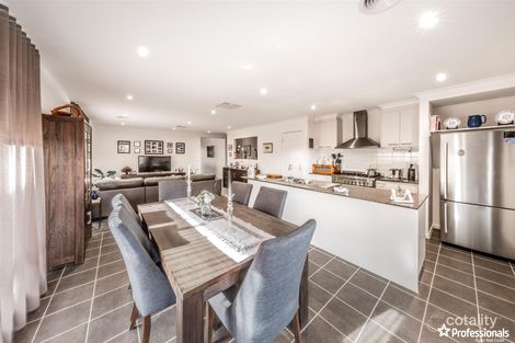 Property photo of 19 Aspera Drive Brookfield VIC 3338