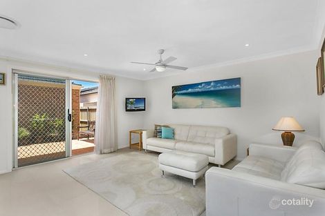 Property photo of 1 Melaleuca Place Warriewood NSW 2102