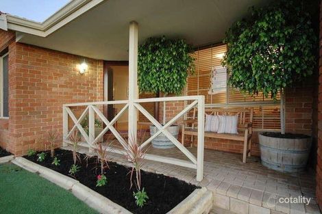 Property photo of 8 Canterbury Circle Currambine WA 6028