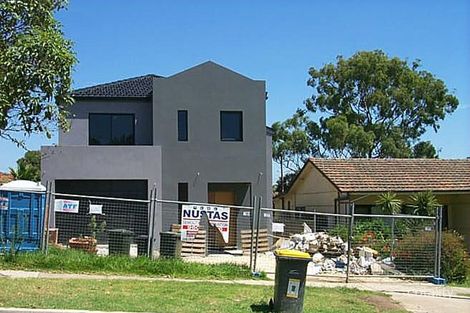 28 Whiting St, Regents Park, NSW 2143