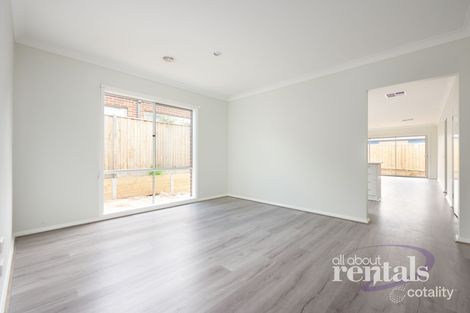Property photo of 40 Union Street Clyde North VIC 3978