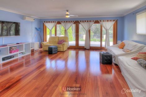 Property photo of 69 Greenways Esplanade Parkinson QLD 4115