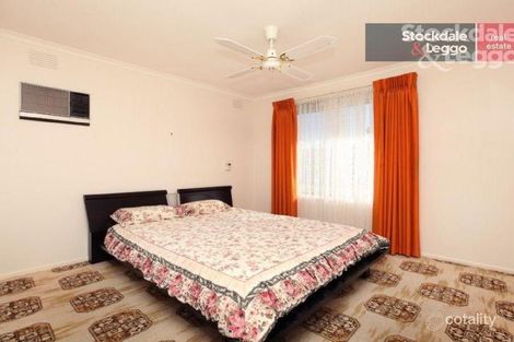 Property photo of 2 Trollaby Close Gladstone Park VIC 3043