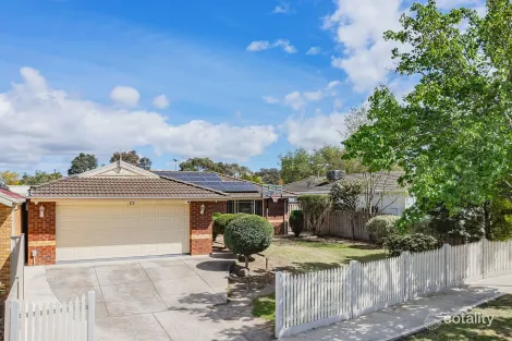 Property photo of 41 Salween Crescent Roxburgh Park VIC 3064