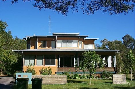 103 Lake Weyba Dr, Noosaville, QLD 4566