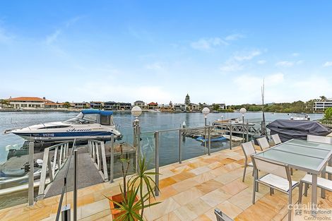 2/32 Sunset Bvd, Surfers Paradise, QLD 4217