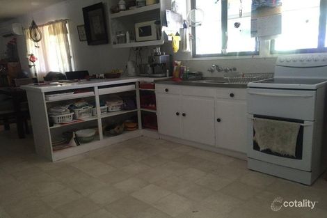Property photo of 18 The Crescent Springsure QLD 4722