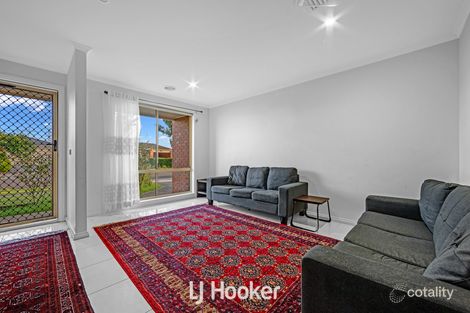Property photo of 23 Kirkwood Crescent Hampton Park VIC 3976