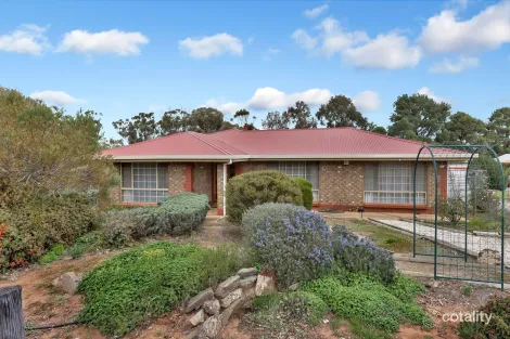 68 Clare Rd, Kapunda, SA 5373