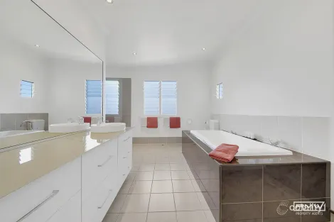 Property photo of 26 Sea View Road Yeppoon QLD 4703