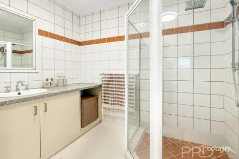 Property photo of 11 Dolphin Way Bulgarra WA 6714