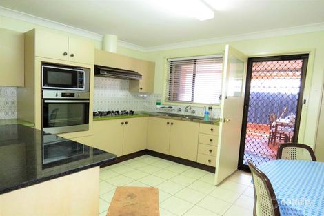 Property photo of 6/19-21 Third Avenue Macquarie Fields NSW 2564