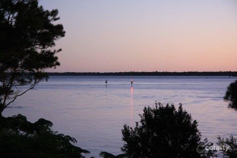 Property photo of 7/8A Spinnaker Drive Sandstone Point QLD 4511