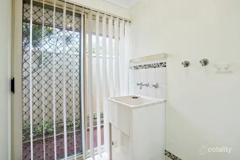Property photo of 40 St Andrews Loop Cooloongup WA 6168