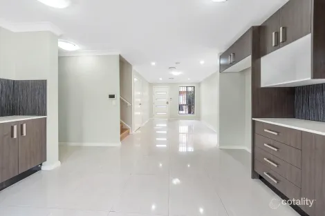 Property photo of 9 Varsha Glade Woodcroft NSW 2767