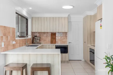 Property photo of 2/11 Echuca Crescent Banora Point NSW 2486