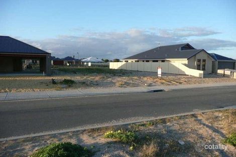 Property photo of 14 Waterview Way Singleton WA 6175