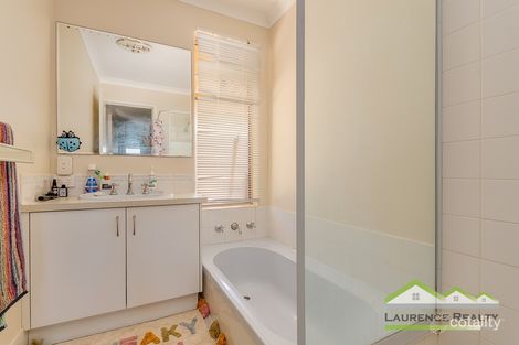 Property photo of 32 Worlanna Mews Quinns Rocks WA 6030