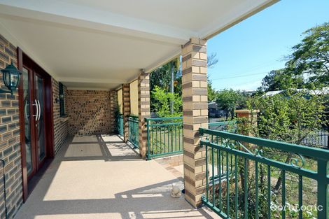 Property photo of 12 Park Road Yeronga QLD 4104