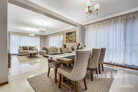 Property photo of 39 Daniel Solander Drive Endeavour Hills VIC 3802