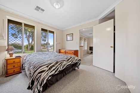 Property photo of 18 Forkleaf Bend Banksia Grove WA 6031