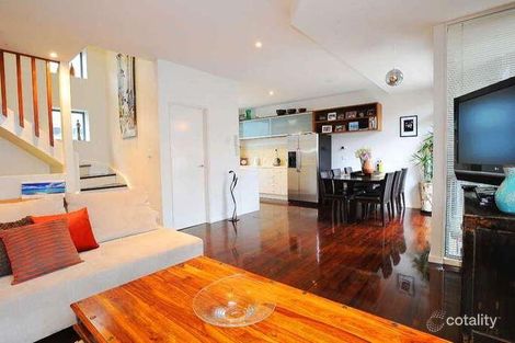 Property photo of 3/509 St Kilda Street Elwood VIC 3184