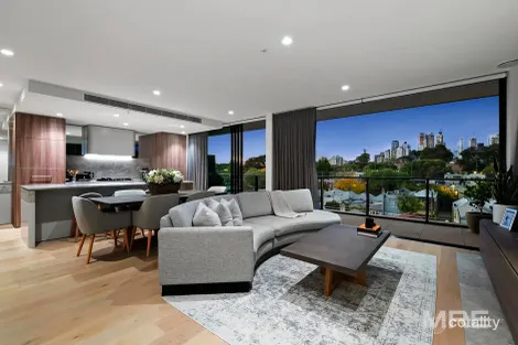 9/79-81 Palmerston Cres, South Melbourne, VIC 3205