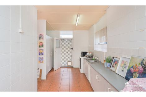 Property photo of 4 Rodger Street Park Avenue QLD 4701