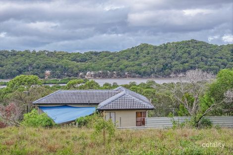 83 Shore St, Russell Island, QLD 4184