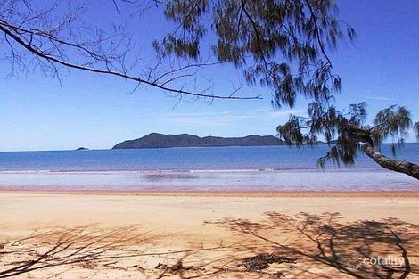 22 Kennedy Esp, South Mission Beach, QLD 4852