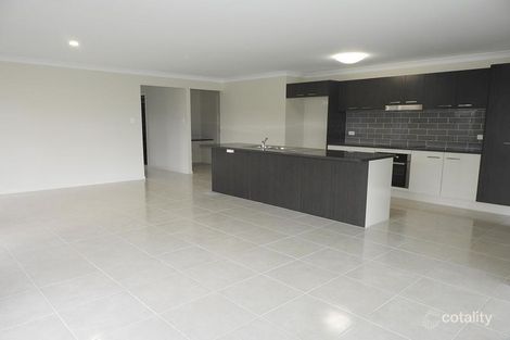 Property photo of 91 Seaside Boulevard Fern Bay NSW 2295