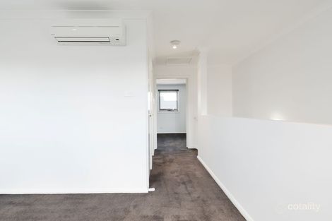 Property photo of 4/17 Ashley Drive Wanniassa ACT 2903