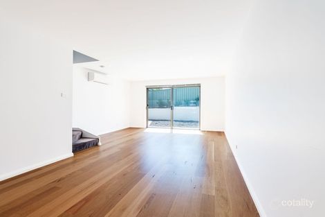 Property photo of 4/17 Ashley Drive Wanniassa ACT 2903