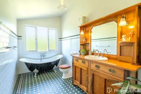 Property photo of 341 Commercial Road Yarram VIC 3971