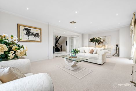 Property photo of 2 Nerita Court Wheelers Hill VIC 3150