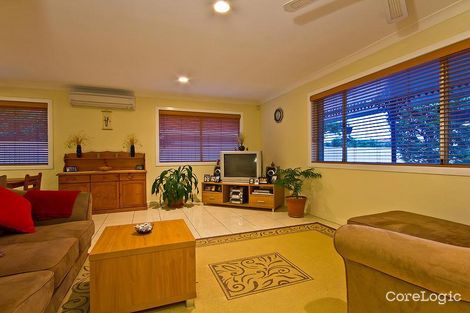 Property photo of 7 Glenlyn Street Wynnum West QLD 4178