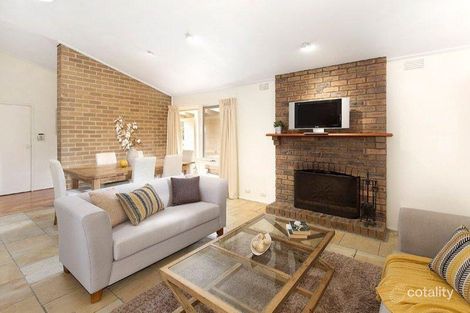 Property photo of 11 Leewarra Drive Glen Waverley VIC 3150