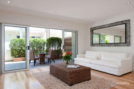 4/377-381 Barrenjoey Rd, Newport, NSW 2106