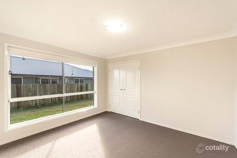 Property photo of 3 Mallow Street Westbrook QLD 4350