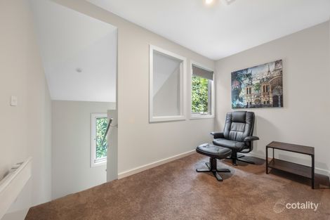Property photo of 3 Mountain Mist Drive Bright VIC 3741