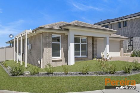 Property photo of 163 Hampshire Boulevard Spring Farm NSW 2570