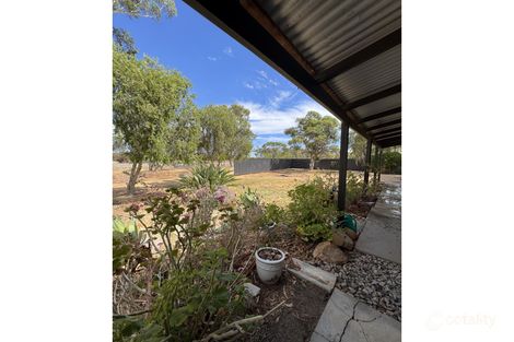 Property photo of 11/2 Eighth Road York WA 6302