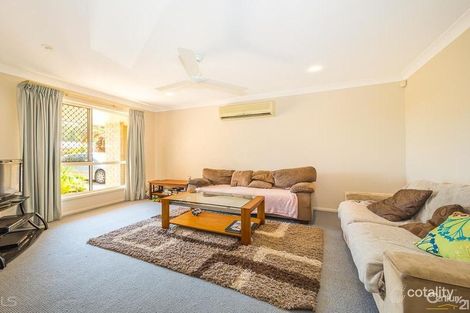 Property photo of 53 Carpenter Way Sandstone Point QLD 4511