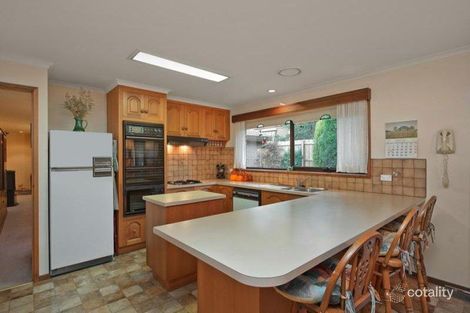Property photo of 8 Wooded Way Montmorency VIC 3094