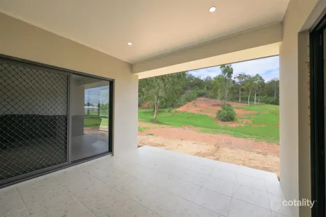 Property photo of 152 Lorna Crescent Burua QLD 4680