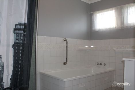Property photo of 5 Mackenzie Street Glen Innes NSW 2370