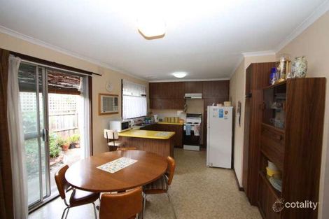 Property photo of 2/9-11 Poet Road Bentleigh East VIC 3165