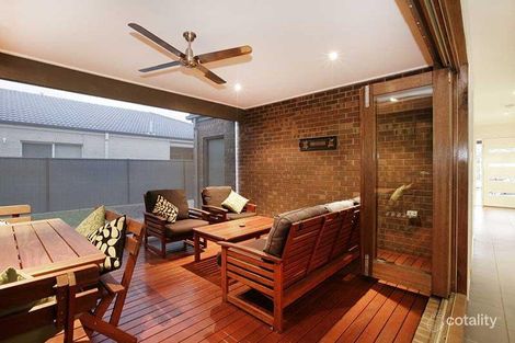Property photo of 31 Hardwick Road Point Cook VIC 3030